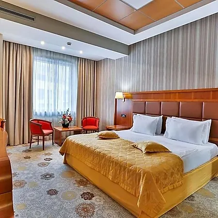 Kings Park 4* بودغوريتْسا